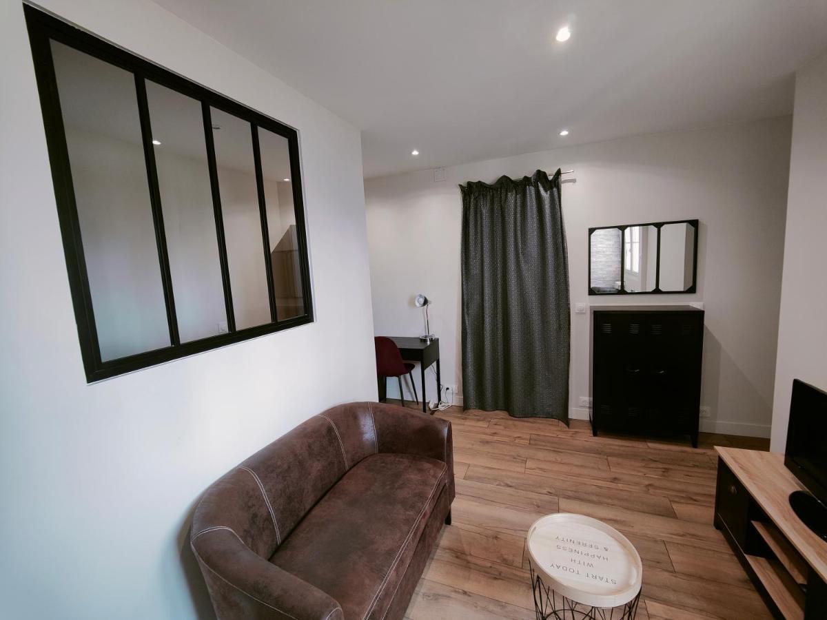 Appartement Business Ла-Гарен-Коломб Экстерьер фото