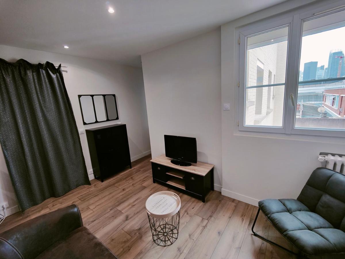 Appartement Business Ла-Гарен-Коломб Экстерьер фото
